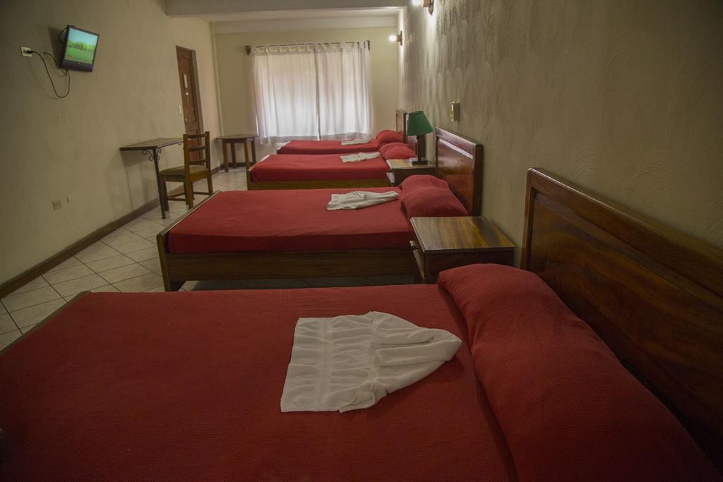 Hotel Villa Hermosa Реталхулеу Екстериор снимка