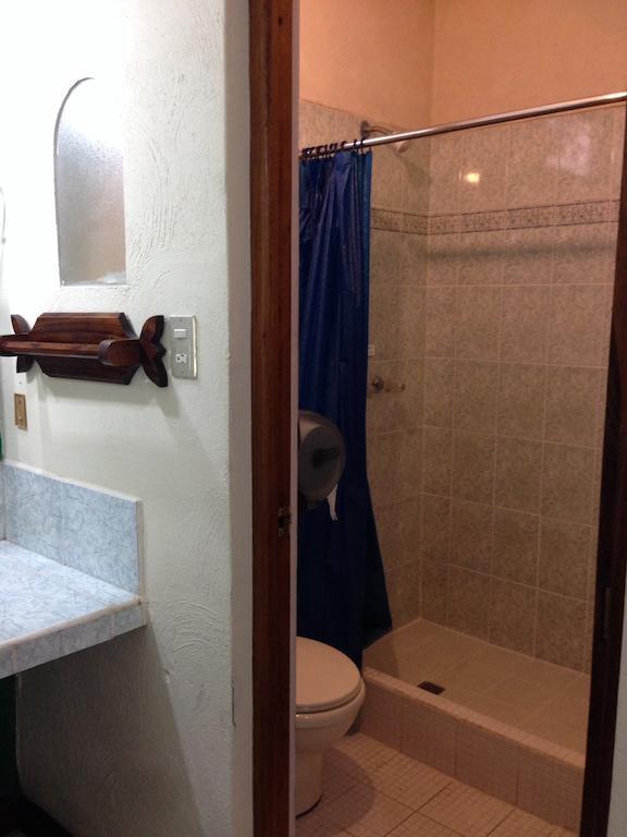 Hotel Villa Hermosa Реталхулеу Стая снимка